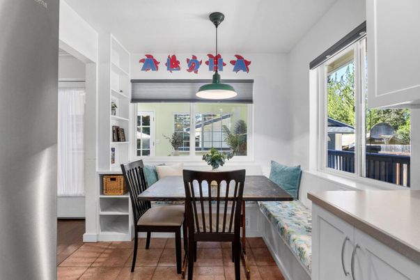 Dining room, Interior, Pendant Lights