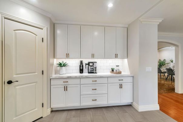 Dining room, Interior, Kitchen, Recessed Lighting, Wood Texture Flooring