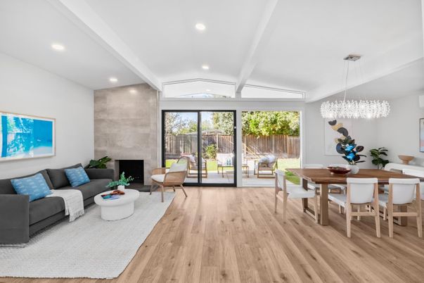Chandelier, Dining room, Fireplace, Interior, Living room, Recessed Lighting, Wood Texture Flooring