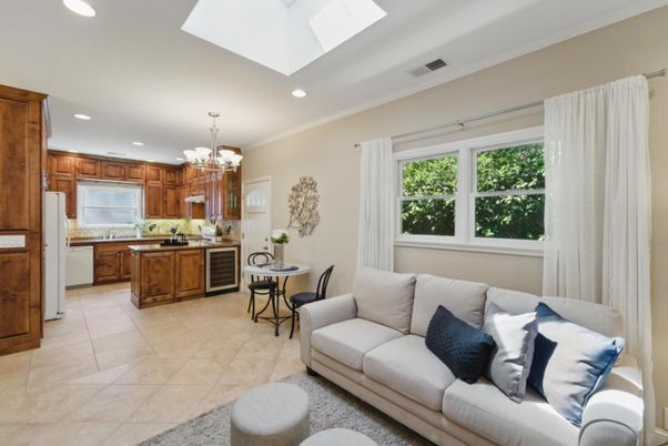 Chandelier, Dining room, Interior, Kitchen, Living room, Recessed Lighting