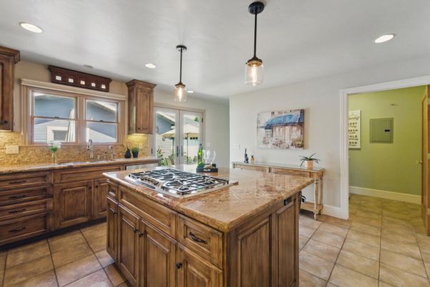 Interior, Kitchen, Pendant Lights, Recessed Lighting