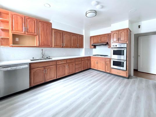 Interior, Kitchen, Recessed Lighting, Stainless Steel Appliances, Wood Texture Flooring
