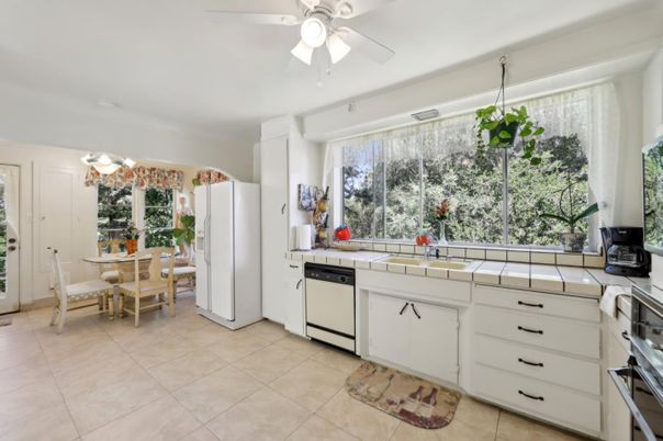 Dining room, Interior, Kitchen, Tile Countertops