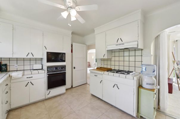 Interior, Kitchen, Tile Countertops