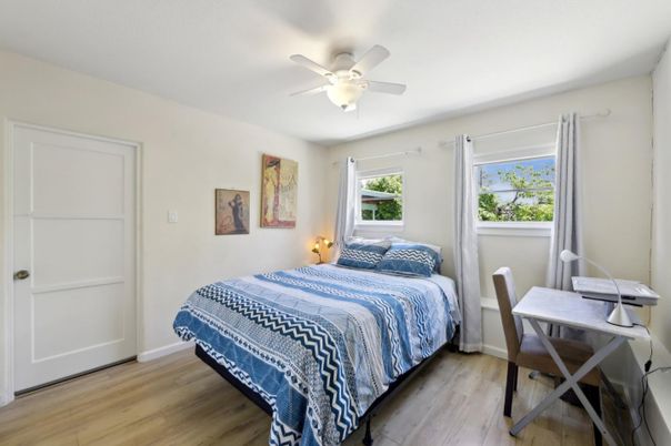 Bedroom, Home Office, Interior, Wood Texture Flooring
