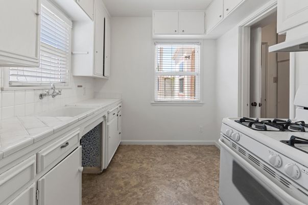 Interior, Kitchen, Tile Countertops