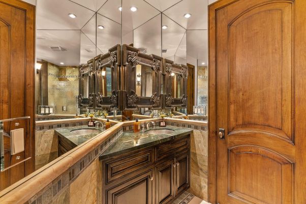 Bathroom, Interior, Pendant Lights, Recessed Lighting