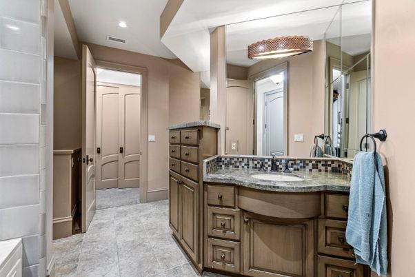 Bathroom, Interior, Recessed Lighting