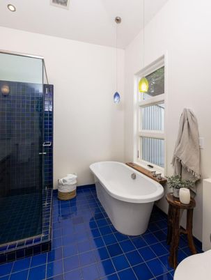 Bathroom, Free Standing Baths, Interior, Pendant Lights, Recessed Lighting
