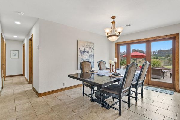 Chandelier, Dining room, Interior, Recessed Lighting