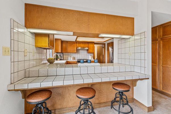 Interior, Kitchen, Tile Countertops