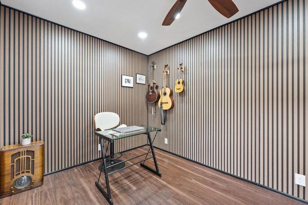 Interior, Recessed Lighting, Wood Texture Flooring