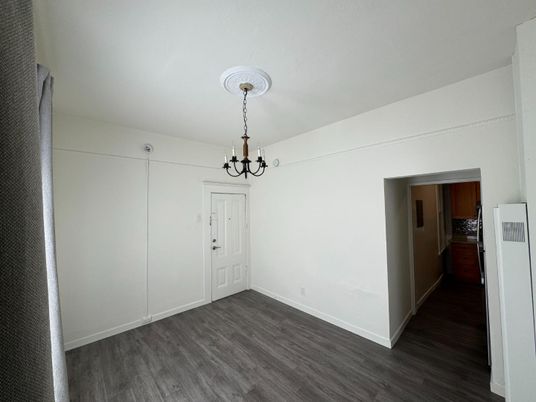 Chandelier, Empty room, Interior, Wood Texture Flooring