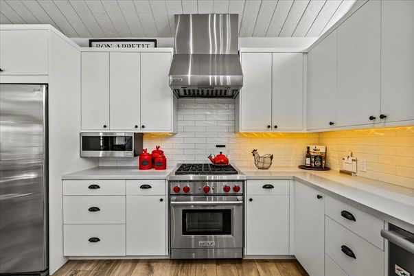 Interior, Kitchen, Stainless Steel Appliances, Wood Texture Flooring