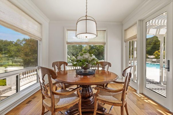 Chandelier, Dining room, Interior, Recessed Lighting, Wood Texture Flooring