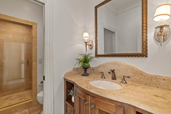 Interior, Recessed Lighting, Walk-in Closets, Wood Texture Flooring