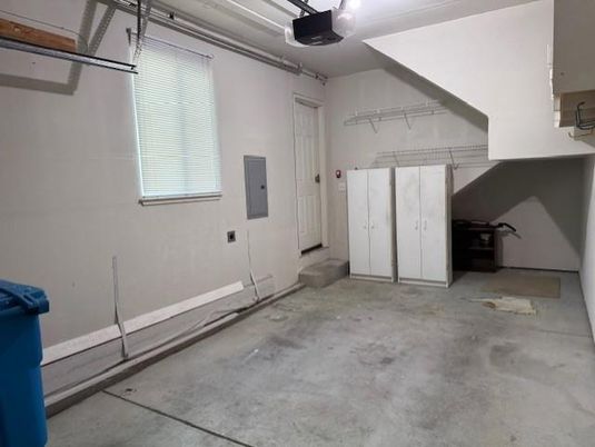 Garage, Interior