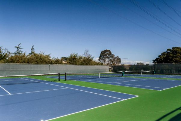 Exterior, Tennis Courts