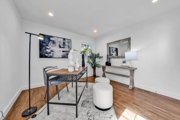Home Office, Interior, Recessed Lighting, Wood Texture Flooring