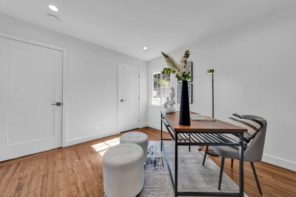 Home Office, Interior, Recessed Lighting, Wood Texture Flooring