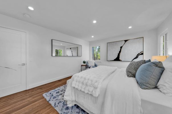 Bedroom, Interior, Recessed Lighting, Wood Texture Flooring
