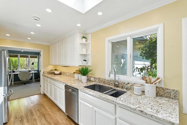 Interior, Kitchen, Recessed Lighting, Wood Texture Flooring