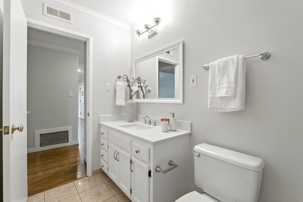 Bathroom, Dual Sink Vanities, Interior, Wood Texture Flooring