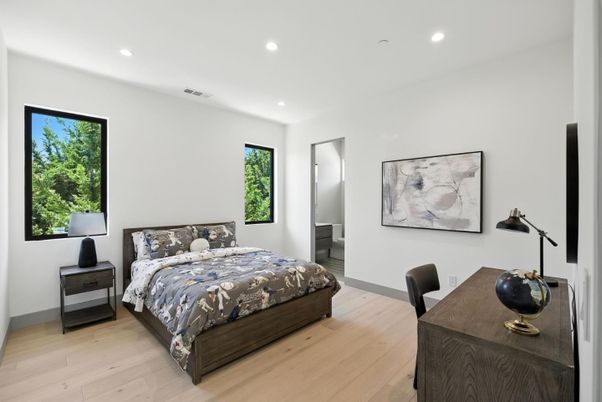 Bedroom, Home Office, Interior, Recessed Lighting, Wood Texture Flooring