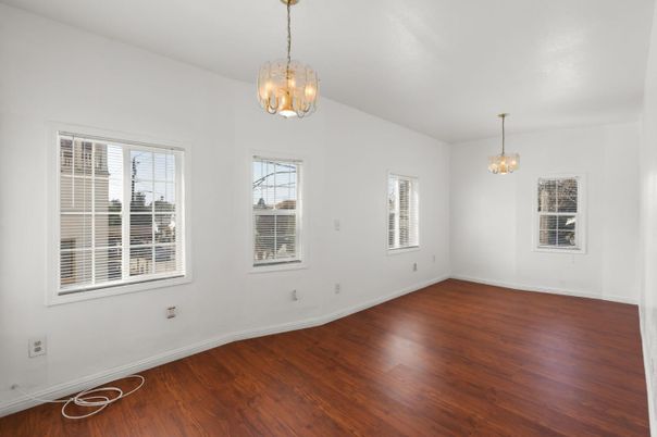 Chandelier, Empty room, Interior, Pendant Lights, Wood Texture Flooring