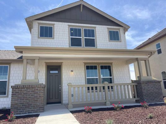Exterior, Facade, American Craftsman