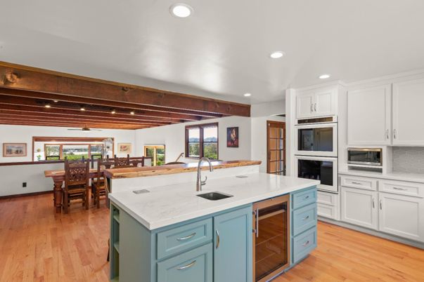 Dining room, Interior, Kitchen, Pendant Lights, Recessed Lighting, Wooden Beams, Wooden Ceilings, Wood Texture Flooring
