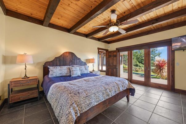 Bedroom, Interior, Wooden Beams, Wooden Ceilings