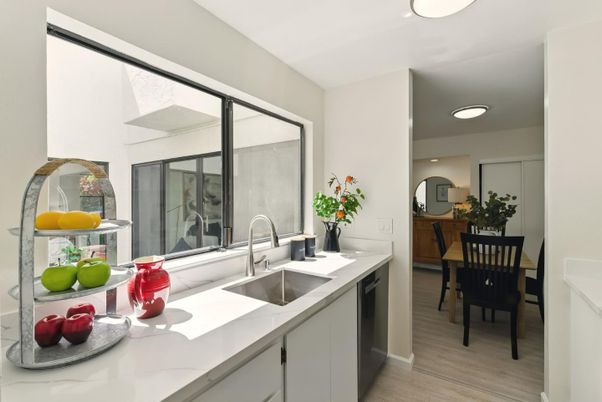 Dining room, Interior, Kitchen, Recessed Lighting, Wood Texture Flooring