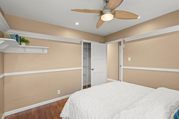 Bedroom, Interior, Recessed Lighting, Wood Texture Flooring