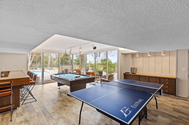 Billiard Table, Game Room, Interior, Wood Texture Flooring