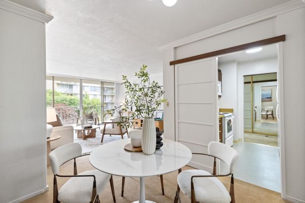 Dining room, Interior, Living room, Recessed Lighting
