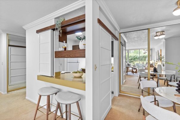 Dining room, Interior
