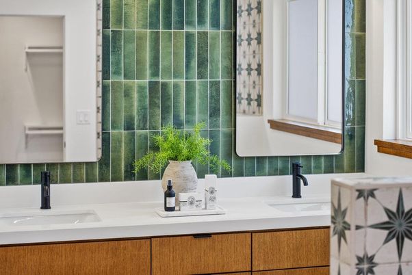 Bathroom, Dual Sink Vanities, Interior