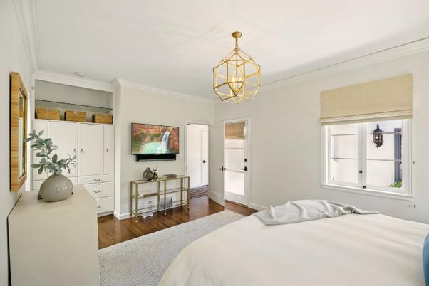 Bedroom, Interior, Pendant Lights, Wood Texture Flooring