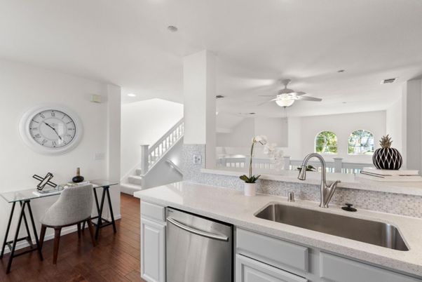 Dining room, Interior, Kitchen, Recessed Lighting, Wood Texture Flooring