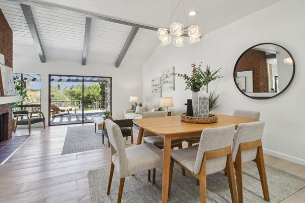 Dining room, Fireplace, Interior, Pendant Lights, Recessed Lighting, Wood Texture Flooring