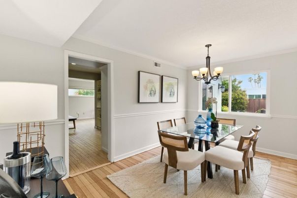 Chandelier, Dining room, Interior, Wood Texture Flooring