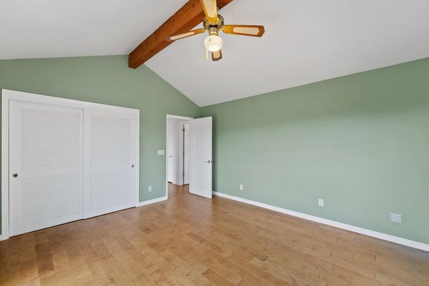 Empty room, Interior, Wooden Beams, Wood Texture Flooring