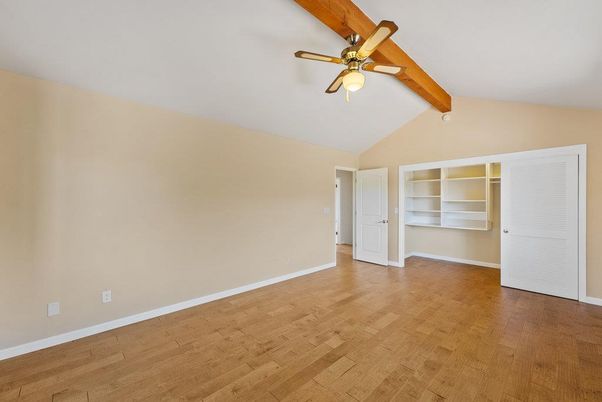 Empty room, Interior, Wooden Beams, Wood Texture Flooring