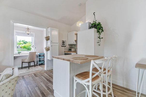 Interior, Kitchen, Pendant Lights, Wood Texture Flooring