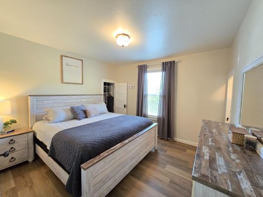 Bedroom, Interior, Wood Texture Flooring