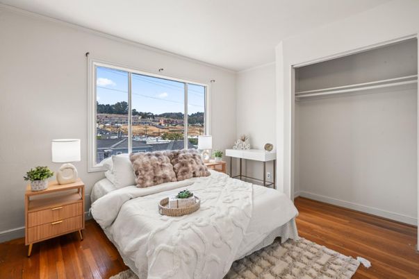 Bedroom, Interior, Water, Wood Texture Flooring