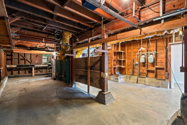 Interior, Wooden Beams, Wooden Walls