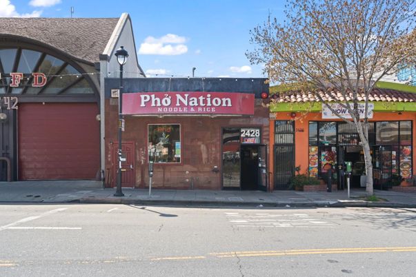 Exterior, Facade, None