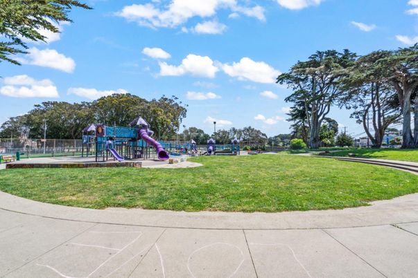 Backyard, Exterior, Playground